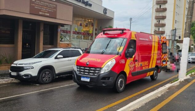 Mulher de 54 anos fica ferida após queda de moto em Catalão