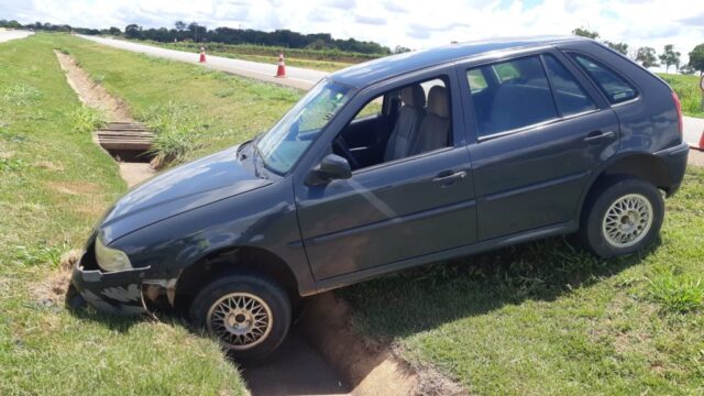 Idoso não habilitado fica ferido ao se envolver em acidente na BR-050 em Catalão