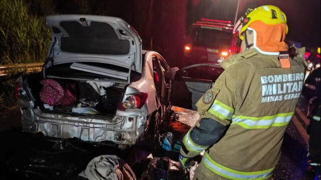Tragédia na BR-365 em Patos de Minas: Pai morre em colisão entre carro e carreta; esposa, filha e bebê ficam gravemente feridos