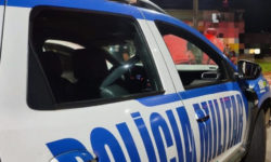 Mulher com mandado por tráfico foge da PM, bate motocicleta em muro e acaba presa em Cumari Mulher com mandado por tráfico foge da PM, bate motocicleta em muro e acaba presa em Cumari