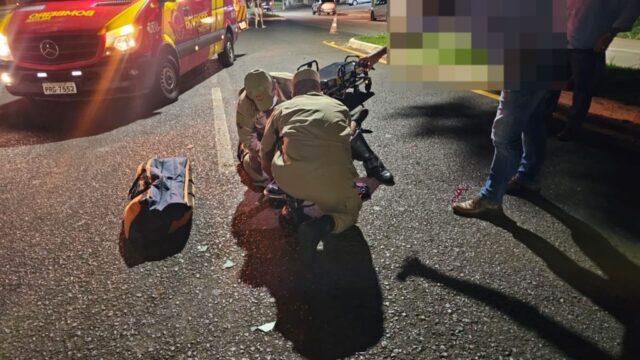 Acidente em Catalão: Motociclista sem capacete sofre lesões graves após colisão com carro
