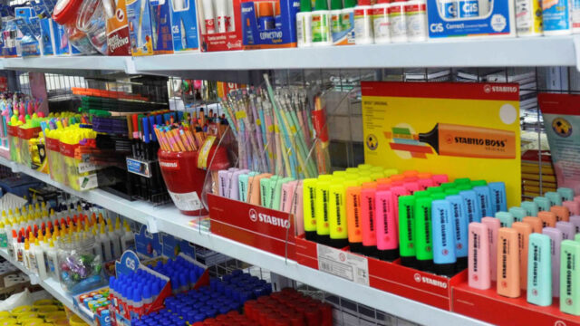 Volta às aulas 2024: PROCON divulga pesquisa de preços de material escolar em Catalão; variação chega a 899%