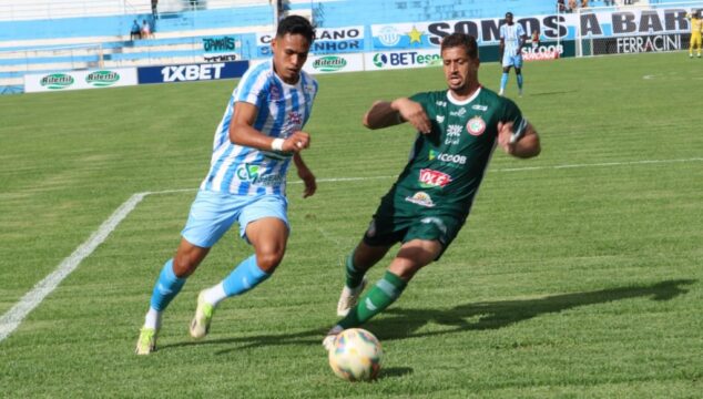 Crac conquista vitória emocionante de virada sobre o Morrinhos por 2 a 1 e garante permanência na elite do Campeonato Goiano