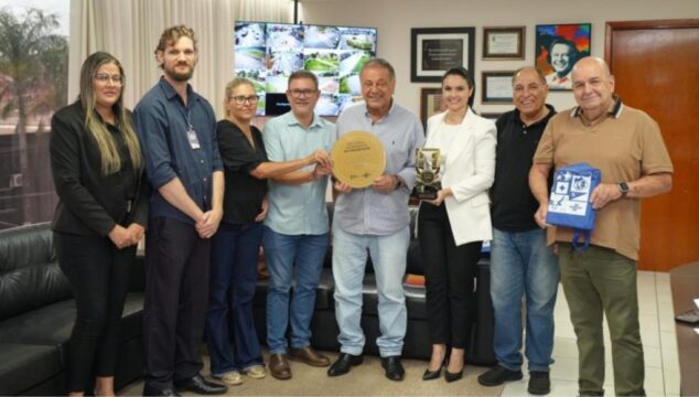 Prefeitura de Catalão é premiada com o Selo Ouro Sebrae de qualidade em atendimento