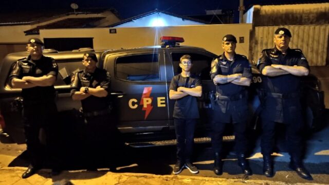 CPE realiza surpresa e participa do aniversário de garoto de 13 anos, fã da PM em Catalão