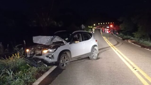 Motociclista morre na GO-305 após moto ser atingida por carro na traseira, em Cumari