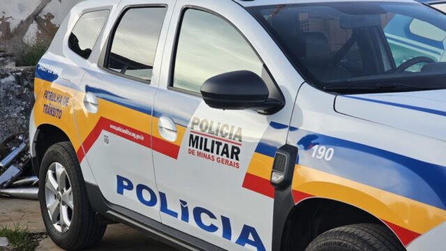 Polícia apreende armas, munições e veículo adulterado; homem é preso e dois adolescentes são apreendidos em Uberlândia