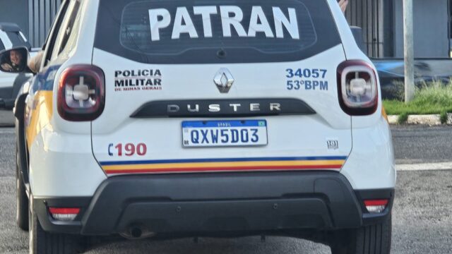 Mulher é presa em flagrante após tentar aplicar golpe com PIX falso em loja no Centro de Uberlândia