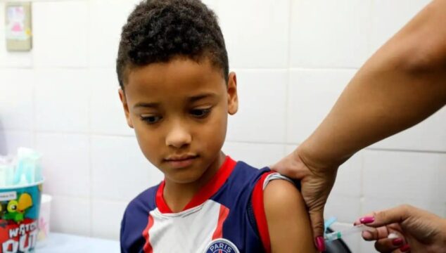 Ministério da Saúde amplia vacinação contra a dengue para mais 154 municípios, incluindo Araguari, Uberaba e Uberlândia