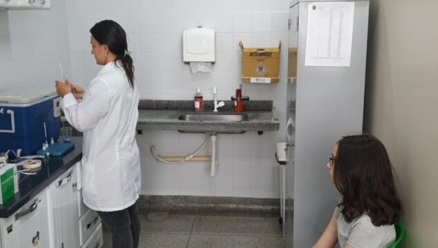 Vacinação contra dengue em Catalão segue agora para crianças e adolescentes entre 10 e 14 anos