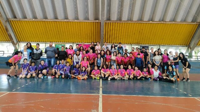 Mês da mulher: Encontro de gerações no futsal feminino de Catalão