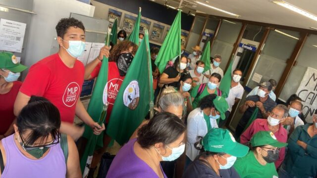 Catalão: MCP ocupa agência central da Caixa Econômica Federal em luta por moradia camponesa