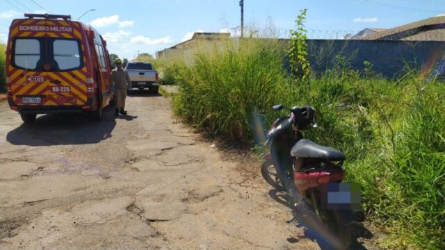 Acidente de trânsito: Colisão entre motocicletas deixa homens feridos no Bairro Maria Amélia, em Catalão