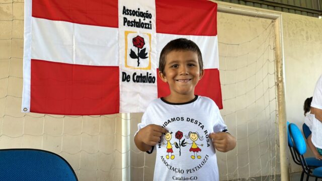 Referência no atendimento especializado às pessoas com deficiência, Associação Pestalozzi (Escola Santa Clara) completa 40 anos, em Catalão