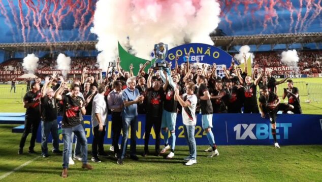 Atlético-GO volta a vencer o Vila Nova por 3 a 1 e é tricampeão goiano consecutivo pela primeira vez