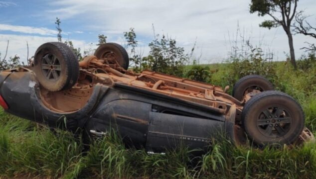 Condutora de automóvel invade contramão e provoca acidente na MG-188 em Coromandel