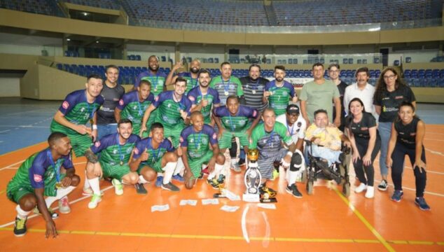 Mais de 2.000 pessoas vibraram com as finais masculina e feminina da Copa Catalana de Futsal