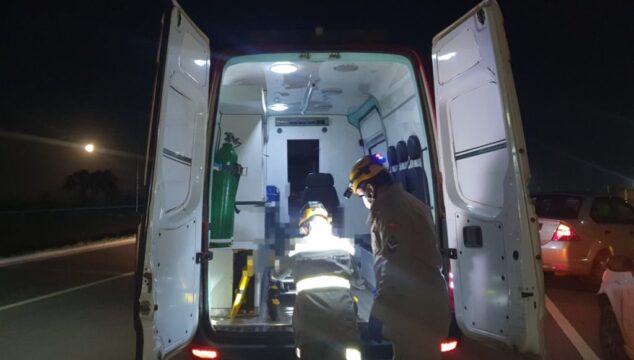 Homem fica ferido após queda de moto na GO-330 em Catalão