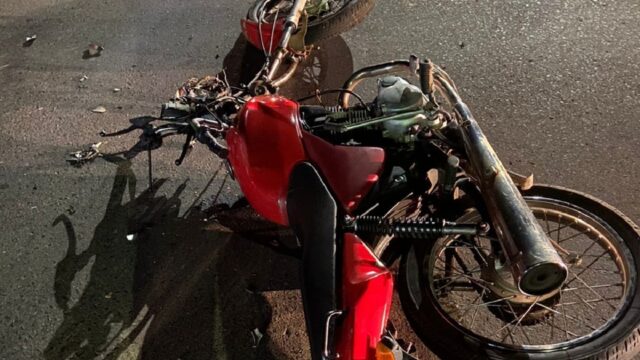 Motociclista de 38 anos fica ferido após colisão com veículo, em Caldas Novas
