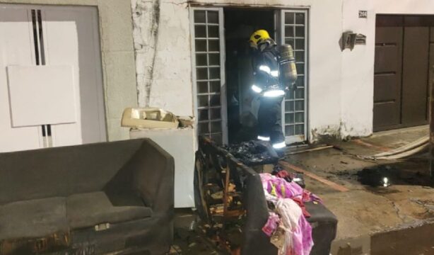 Incêndio atinge salão de beleza em Catalão, Goiás