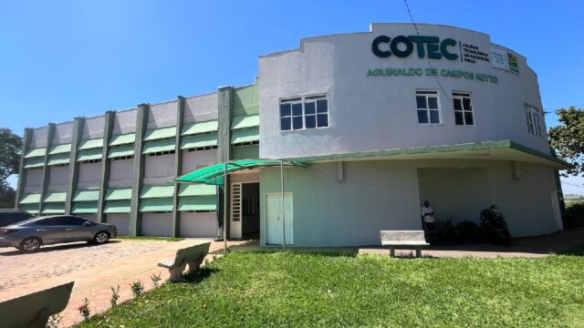 Colégio Tecnológico do Estado de Goiás promove ação de bem-estar no Abrigo Antero da Costa Carvalho