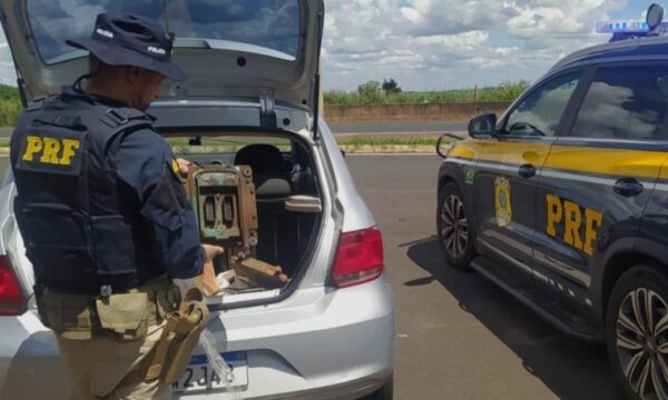 Em Uberaba, PRF recupera peças furtadas de caminhões de Catalão e Araguari e prende receptador