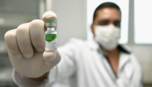 Goiás inicia vacinação contra HPV com dose única para meninos e meninas de 9 a 14 anos