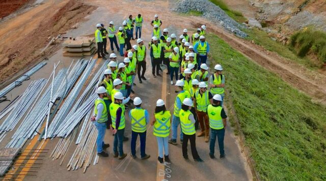 Obras e instalações da Eco050 recebem visita técnica de estudantes da UnB