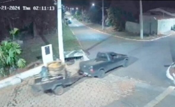 Em Aparecida de Goiânia, Polícia Civil recupera carretinha e uma betoneira furtados em Palmelo e Pires do Rio