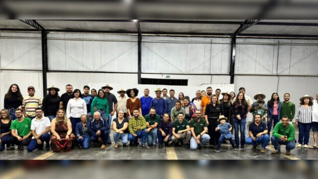 Sindicato Rural de Catalão celebra o segundo ano de assistência técnica de apicultores da região