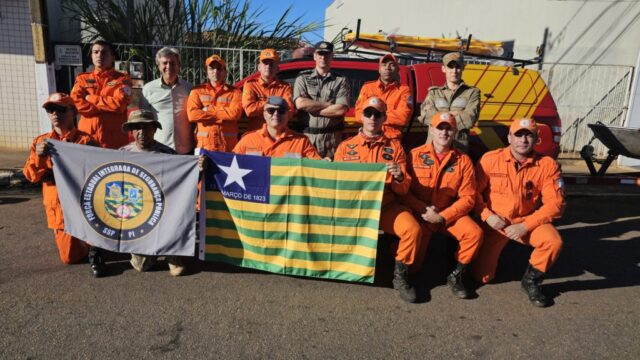 Bombeiros militares do Piauí passam por Catalão rumo ao Rio Grande do Sul para auxiliar em operações de resgate