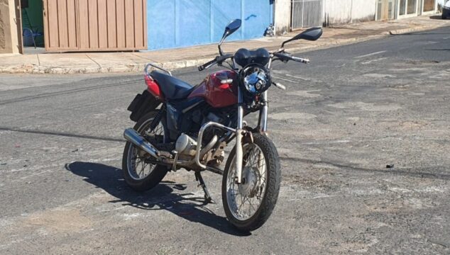 Homem fica ferido após queda de moto em Catalão