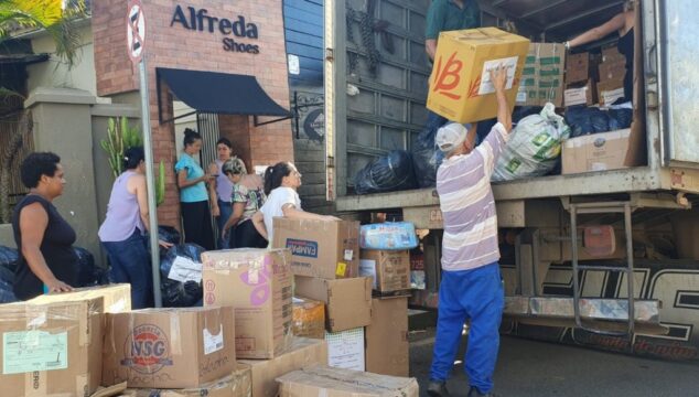 Loja Corpo Mágico e moradores de Catalão arrecadam toneladas de mantimentos para vítimas das chuvas no Rio Grande do Sul
