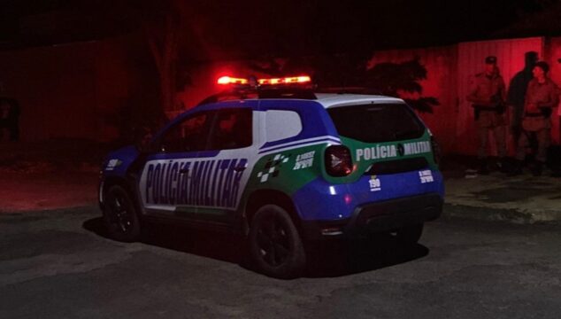 Homem que agredia ex-companheira é morto por policiais ao tentar reagir a prisão, em Caldas Novas