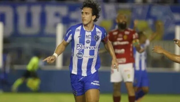 Com hat-trick de Nicolas, Paysandu goleia Vila por 6 a 0 e encaminha título da Copa Verde