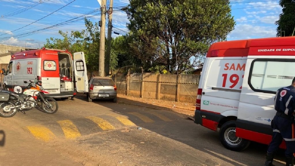 Em Caldas Novas Acidente Entre Carro E Ciclista Deixa Tr S Pessoas Em Estado Grave Portal Zap