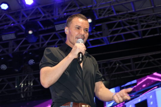 Prefeitura de Catalão inaugura Parque Paquetá com show de Eduardo Costa e mais de 7 mil pessoas presentes