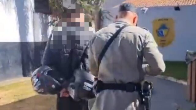 Em Caldas Novas: PM recupera motocicleta roubada e prende receptador