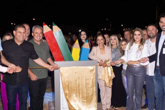 Prefeito Cebinha inaugura creche modelo em Ouvidor