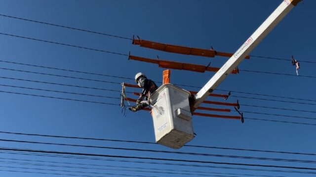Brincadeira perigosa: Equatorial Goiás alerta sobre riscos de empinar pipa próximo da rede elétrica