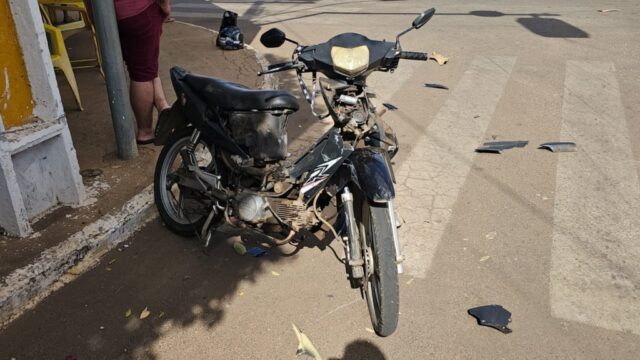 Acidente entre carro e moto deixa garupa ferido em Catalão