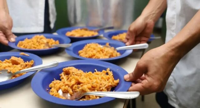 Ex-diretora de escola em Uberlândia é investigada por desvio de verbas da merenda escolar