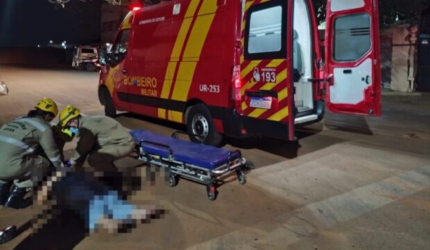 Casal fica ferido em acidente de trânsito em Catalão; Condutor foge sem prestar socorro