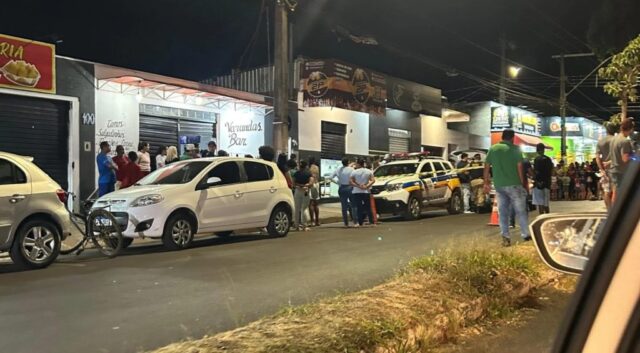 Homem é morto em barbearia em Uberlândia, suspeita é de crime passional