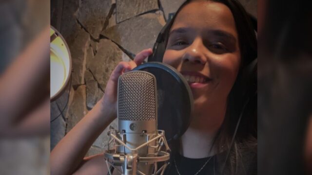 Cantora Lauana Prado lança concurso para fãs: Yasmin Fernandes, de Corumbaíba, está na final e pede apoio na votação