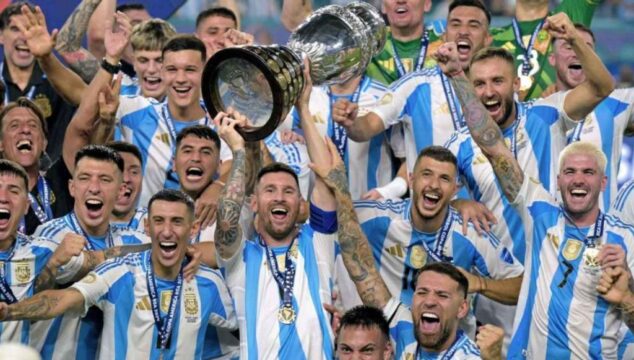 Argentina vence a Colômbia por 1 a 0 na prorrogação e conquista a Copa América pela 16ª vez