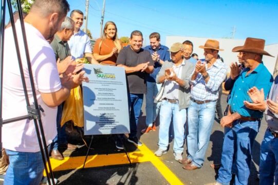 Em Ouvidor: Prefeitura inaugura Obras de Infraestrutura no Bairro "Residencial Cecília"