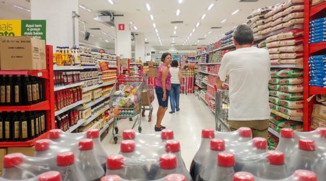 Fazenda prevê queda da inflação dos alimentos até o fim do ano