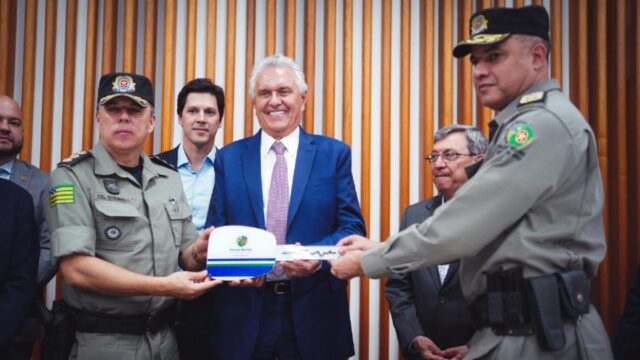 Caiado entrega 90 viaturas novas para ao Comando de Policiamento Rodoviário da Polícia Militar
