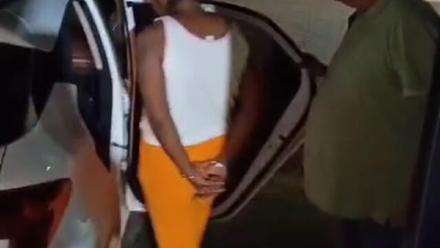 Polícia Civil de Orizona prende em flagrante suspeita de roubo com uso de faca